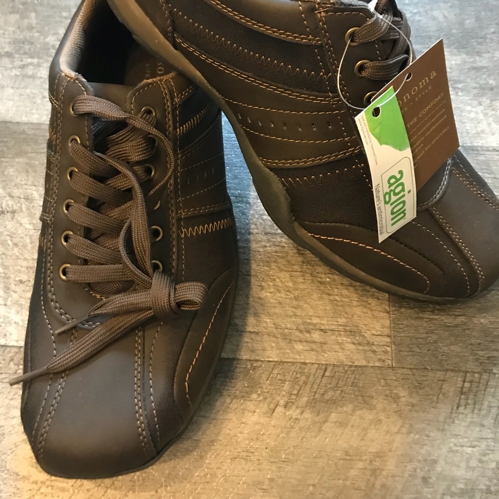 NWT Brown Men’s Shoes!